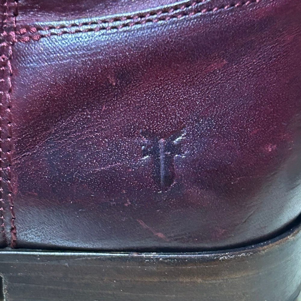 FRYE Women's Melissa Button Short Ankle Boot size 9 Burgundy side zipper - Picture 6 of 9